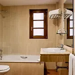 Ikonik Plaza Mercado