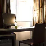 Отель Ikonik Plaza Mercado