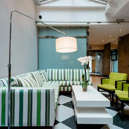 Ikonik Plaza Mercado سلامنكا