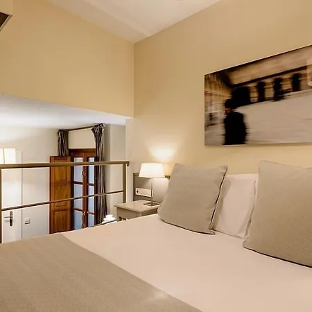 Ikonik Plaza Mercado