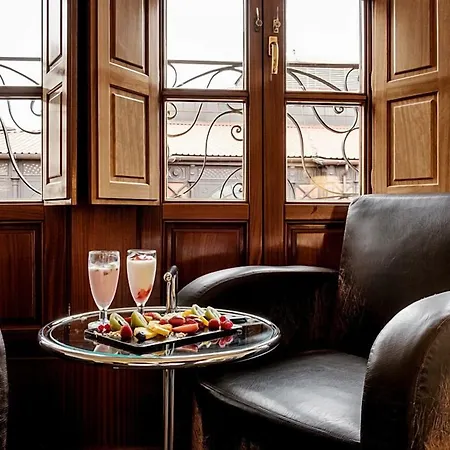 Ikonik Plaza Mercado サラマンカ