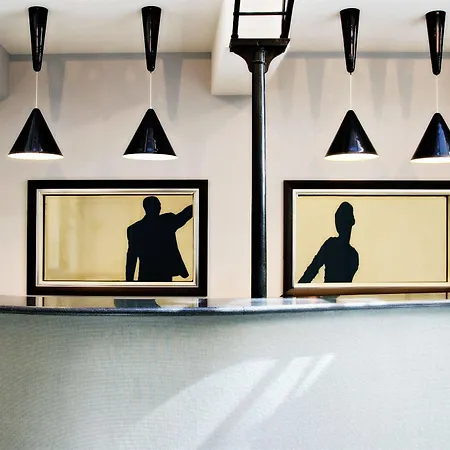 Ikonik Plaza Mercado