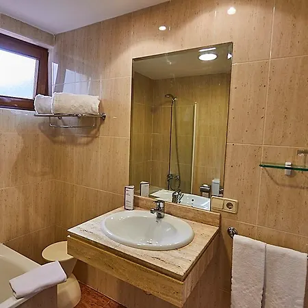 Hotel Ikonik Plaza Mercado Salamanka