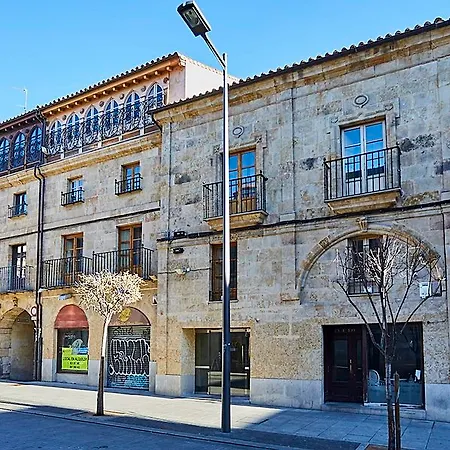 Ikonik Plaza Mercado 3*