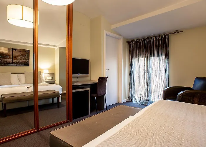 Hotel Ikonik Plaza Mercado Salamanca