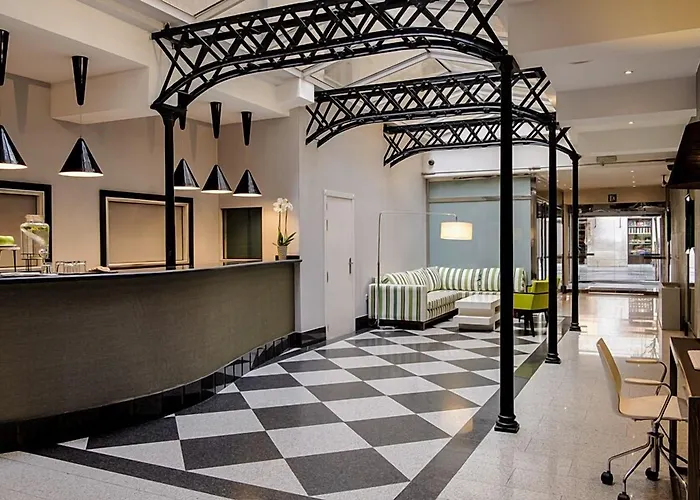 Ikonik Plaza Mercado Hotel 3*