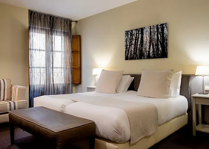 فندق Ikonik Plaza Mercado