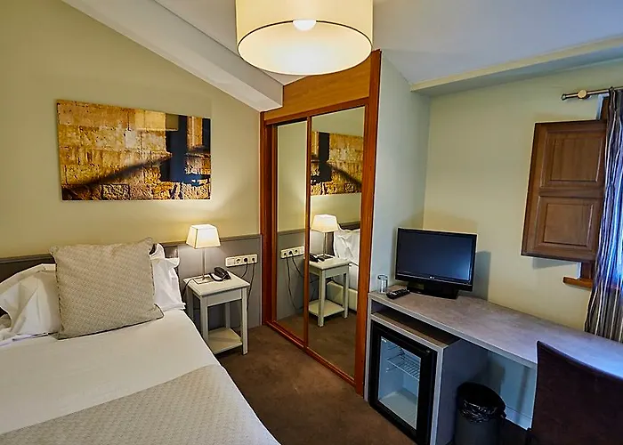 Hotel Ikonik Plaza Mercado Salamanca