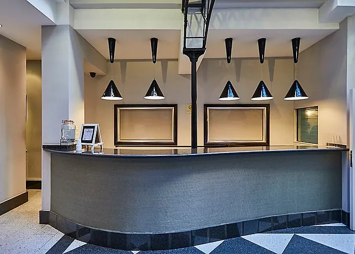 Ikonik Plaza Mercado فندق 3*